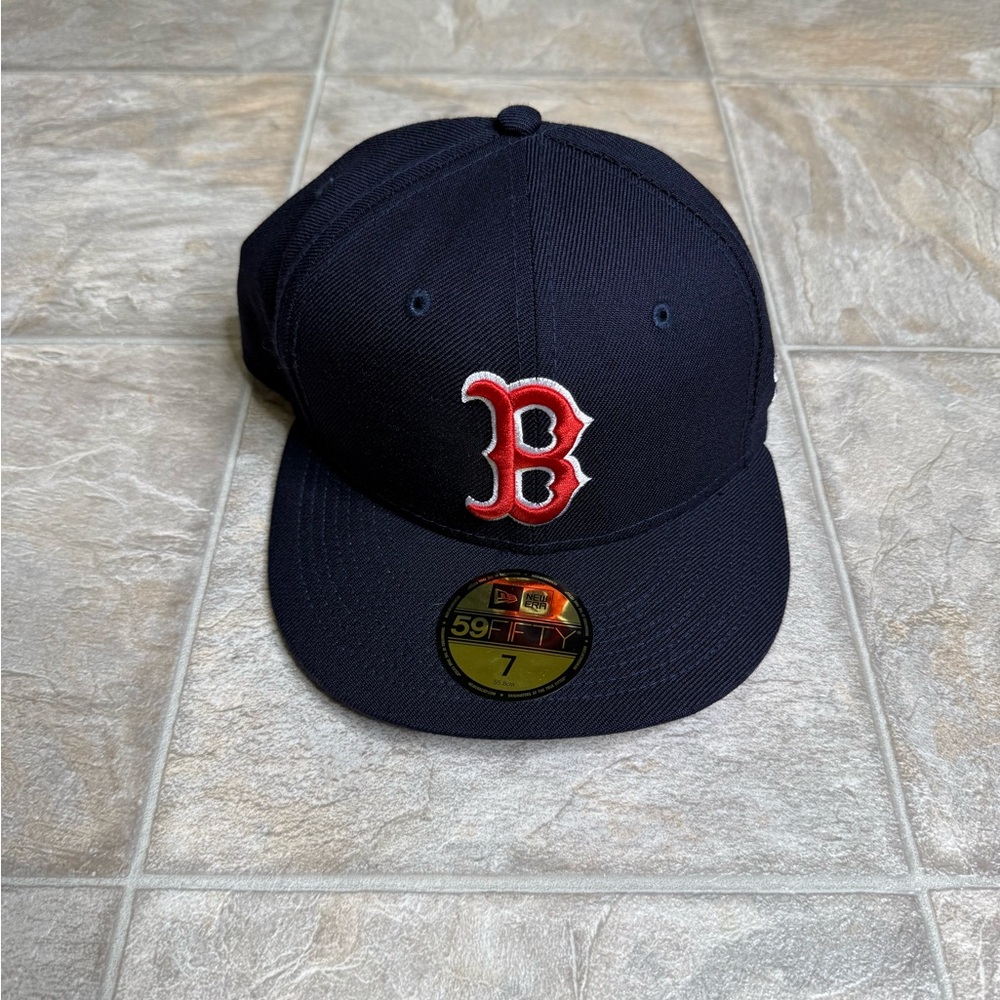 Boston Red Sox New Era 59Fifty Fitted Hat Mens Size 7 Blue MLB Baseball NWT